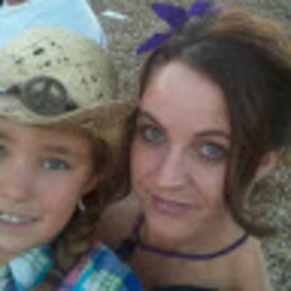 Meet your Posher, Kimberly - Picture 1 of 1